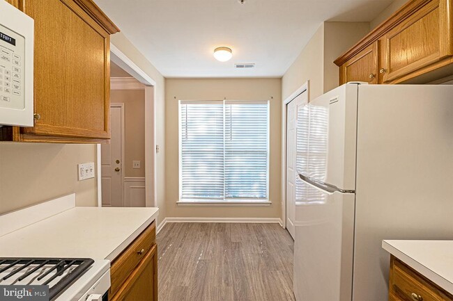 Photo - 21881 Elkins Terrace