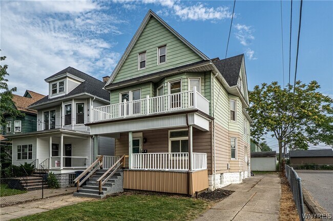212 Lockwood Ave