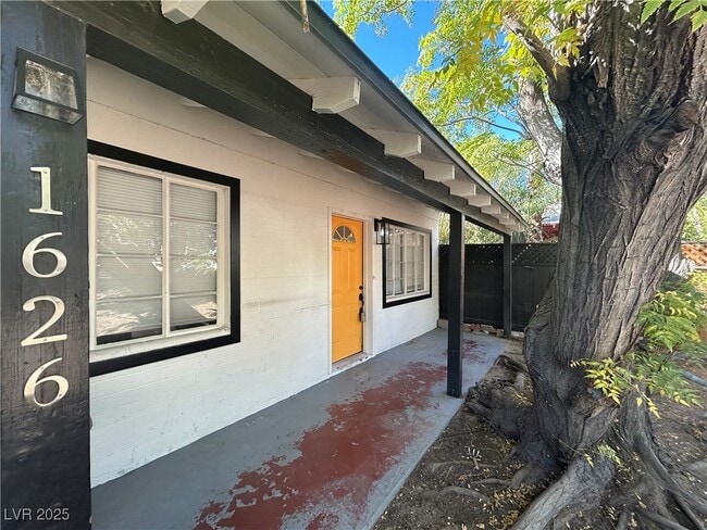 Photo - 1626 Thelma Ln