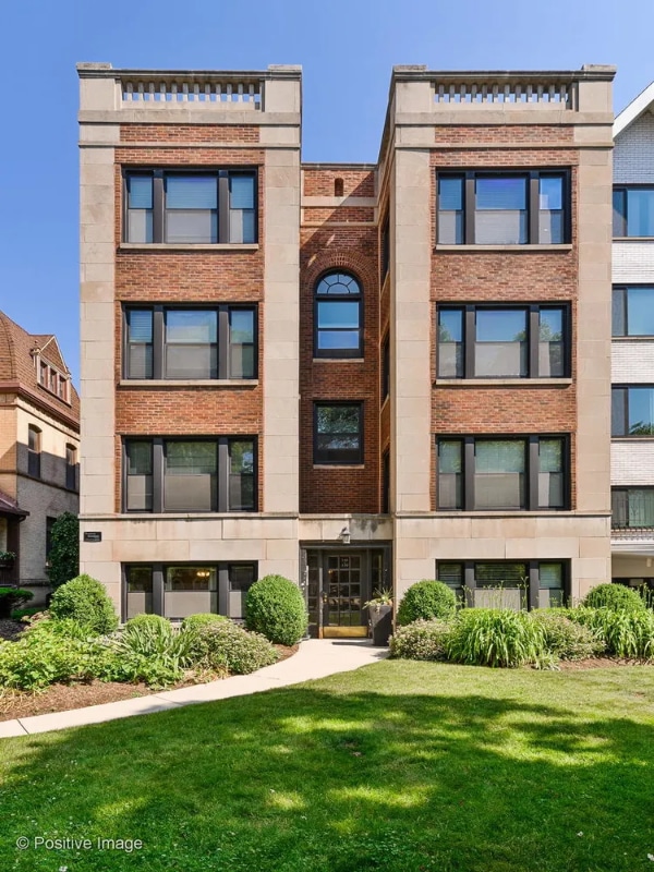 Building Photo - 556 W Deming Pl