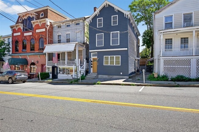 Photo - 165 W Main St Unit 3