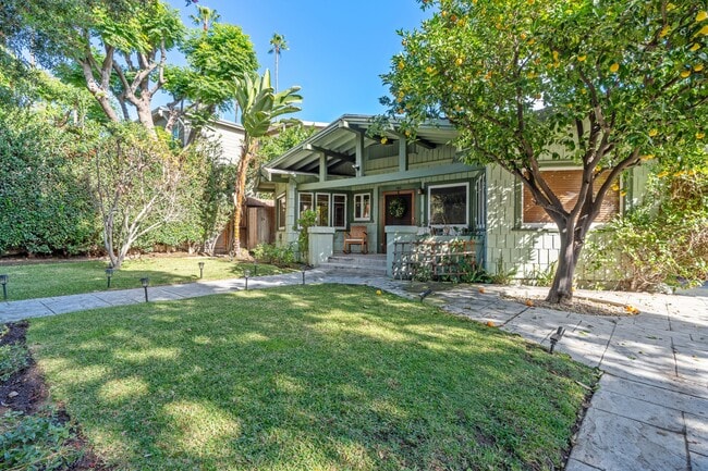 Photo - 1550 N Sierra Bonita Ave