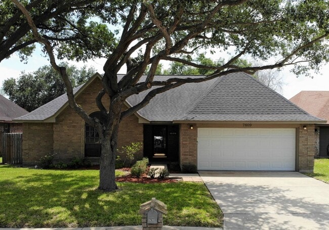 Building Photo - 3Bed/2Bath in Mcallen TX Now Available ( T... Rental