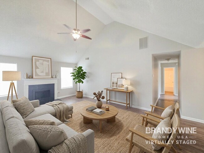 Photo - 2056 Registry Pl