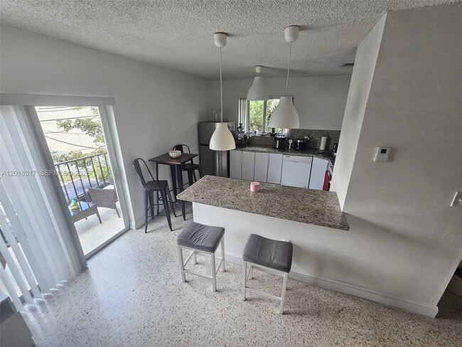 Photo - 1241 NW 6th St Unit 6