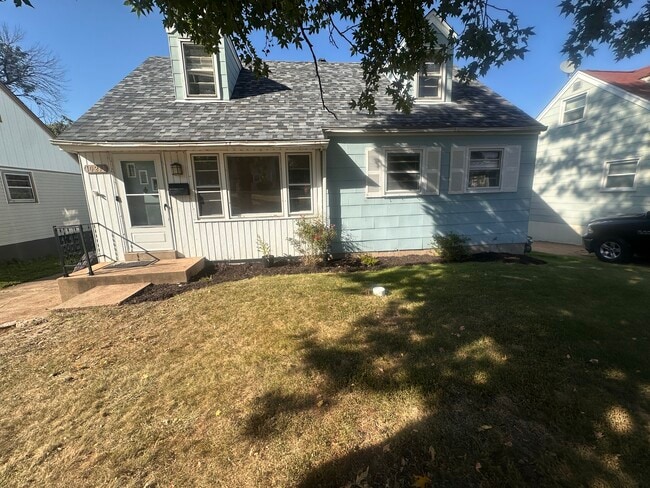 Building Photo - 10211 Baltimore Ave Rental