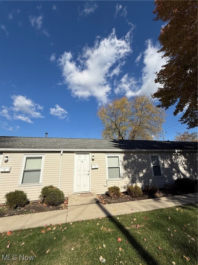 Building Photo - 368 Stewart St Unit 3