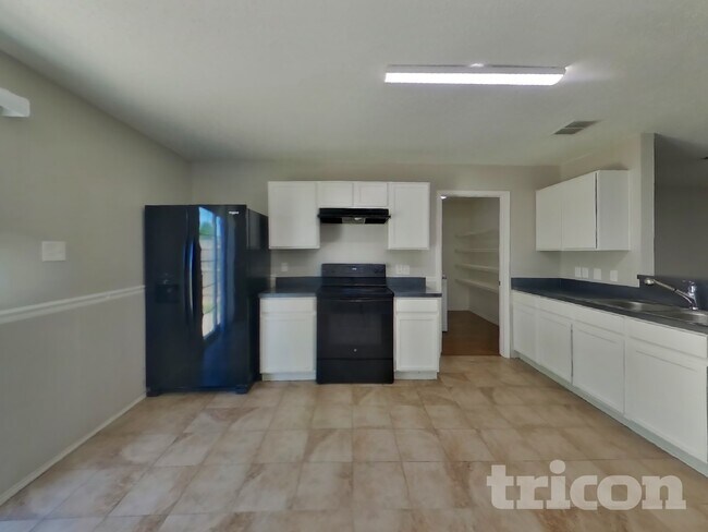 Photo - 1516 Warrington Way