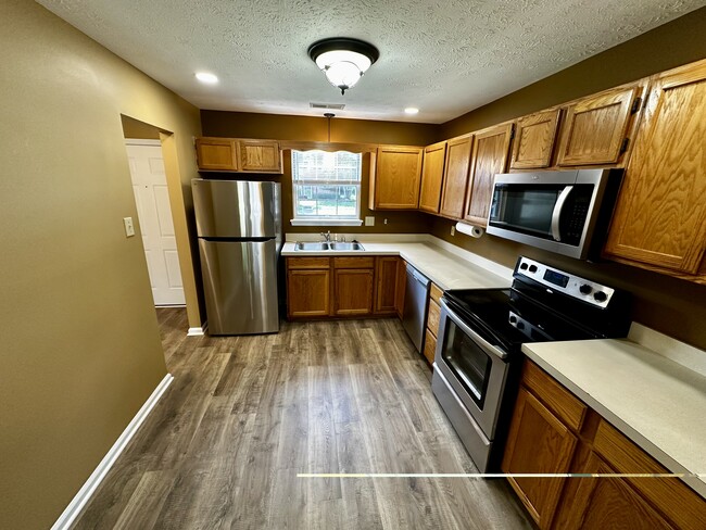 Photo - 2803 Point Ct Unit 2803 Point Ct