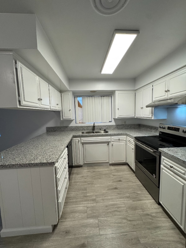 Photo - 5904 Daggett Ave