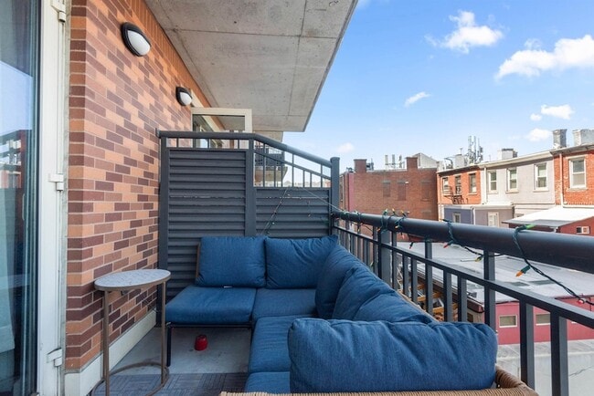 Building Photo - 3312 Hudson Ave Unit 3L Rental
