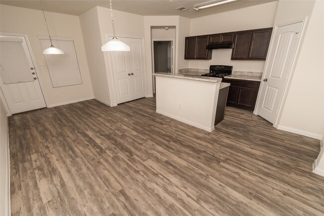 Photo - 10123 Piave Drive