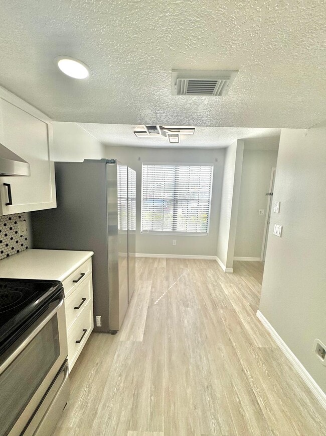 Photo - 16565 Brigadoon Dr