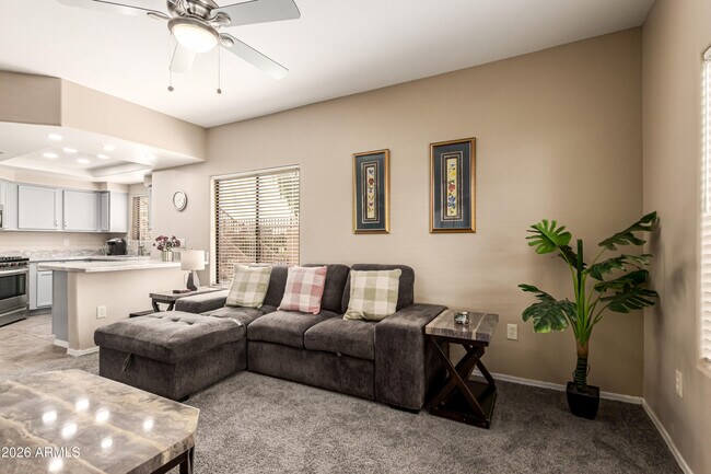 Photo - 10030 W Indian School Rd Unidad 101