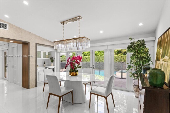 Photo - 1021 Matanzas Ave