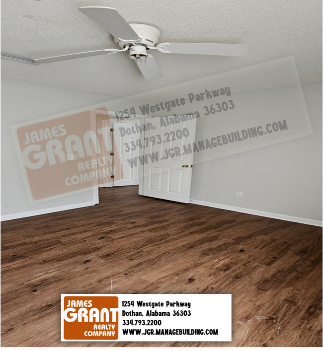 Photo - 258 Melrose Ln