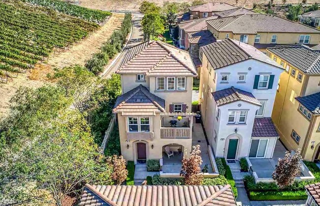 3 br, 3 bath House - 626 Selby Lane - 3 br, 3 bath House - 626 Selby Lane