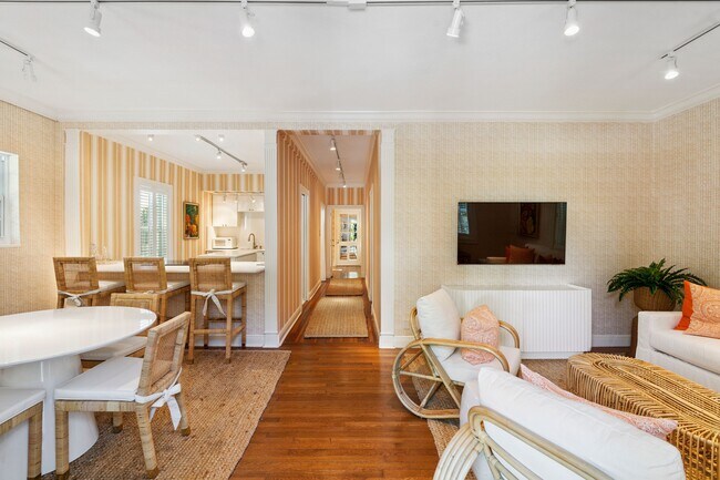 Photo - 151 S County Rd