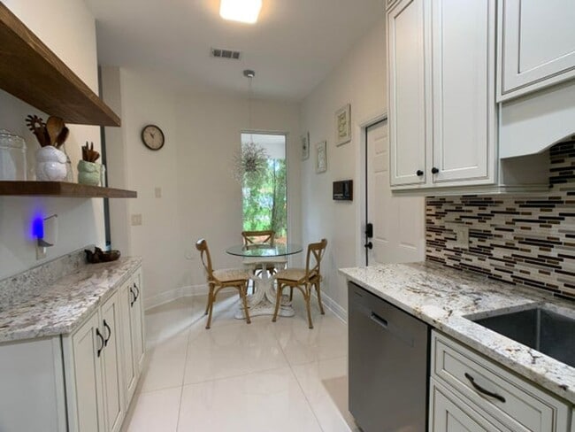 Photo - 10465 Mateo Ct