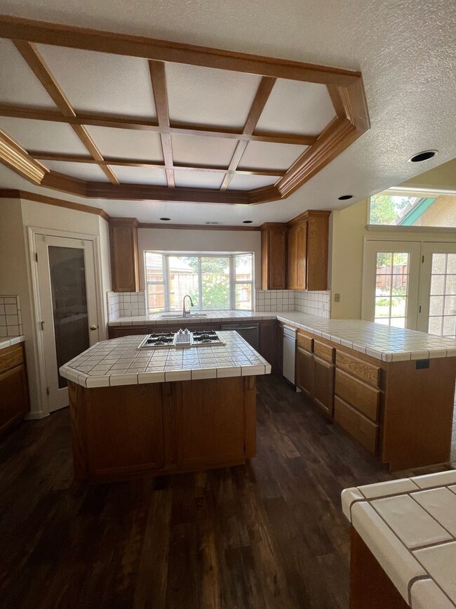 Photo - Single Story on Private Court in Gated Hillsborough, Granite Bay, CA