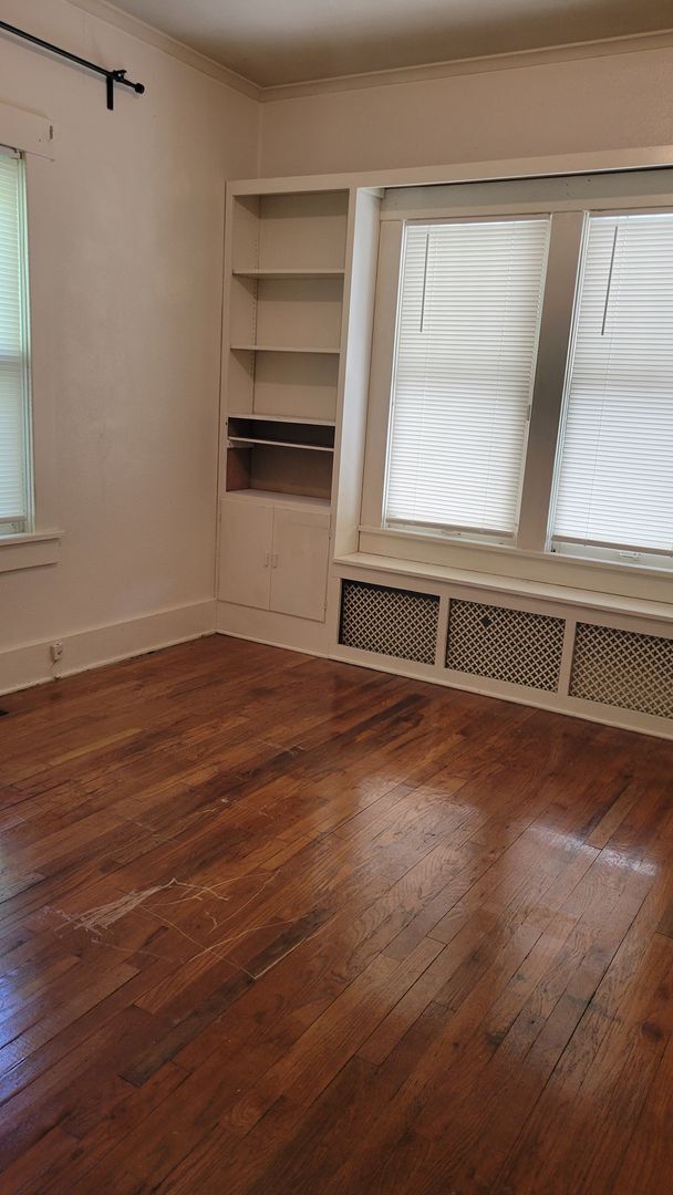 Photo - PRE-LEASING!! AVAILABLE JUNE 10TH! 3 Bedroom/1 Bathroom House