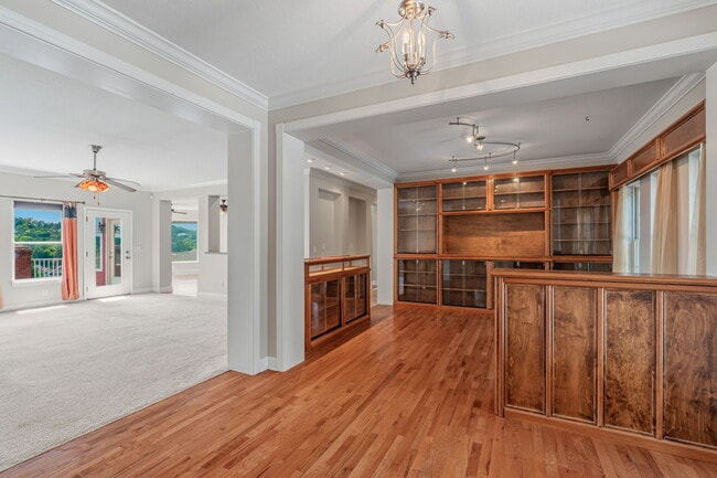 Photo - 104 Sunali Ln