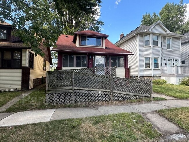 Building Photo - 4270 Pitt St Rental