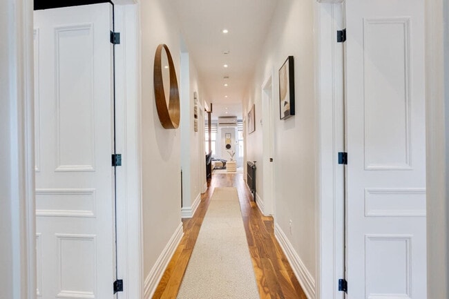 Photo - 5579 Rue Clark Unit ID1254779P