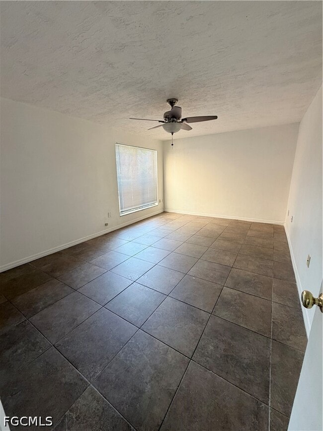 Photo - 12636 Kenwood Ln Unit B