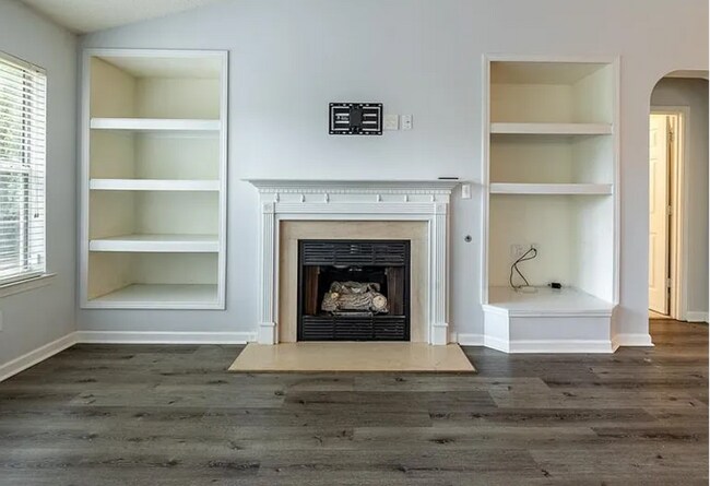 Photo - 112 Edgecliff Way