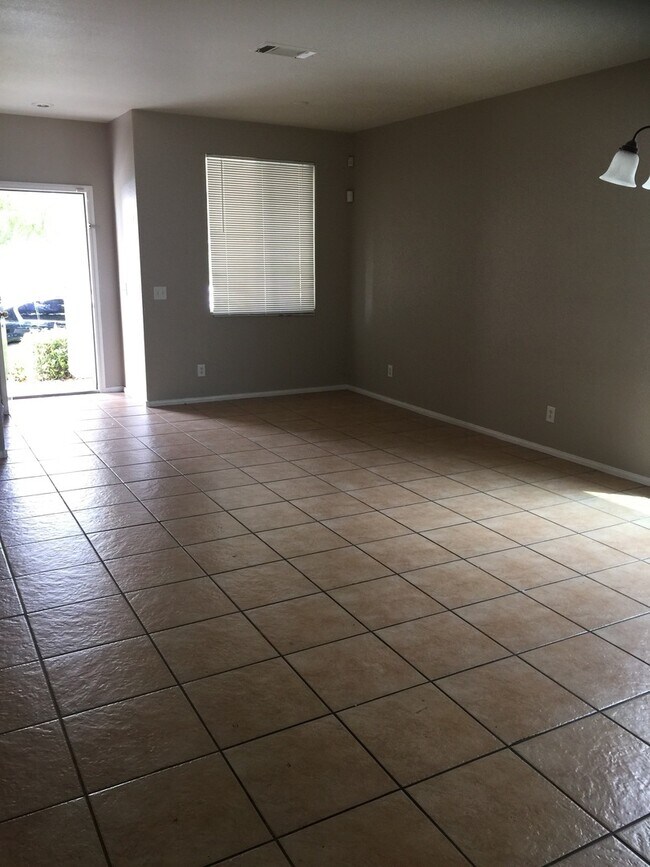 Photo - 2 bedroom Home with Brand new carpet