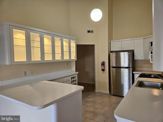 Photo - 409 Talon Ct