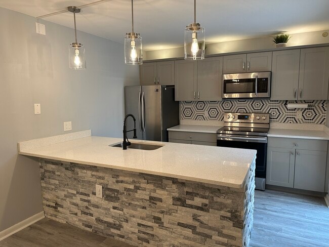 Building Photo - 6818 68th Way Rental