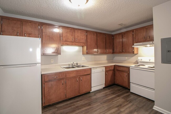 Photo - 145 Darlene Dr Unit D