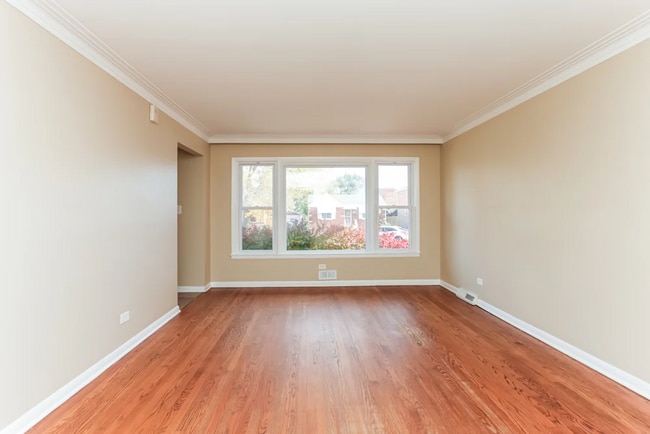 Photo - 9543 S Sacramento Ave