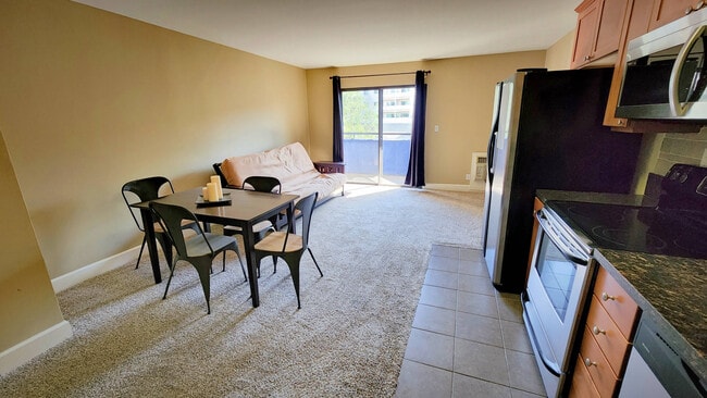 Photo - 10982 Roebling Ave Unit 444