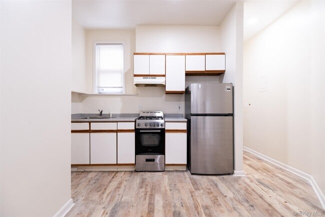 Building Photo - 115 Wolfs Ln Unit 3 Rental