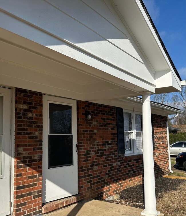 Photo - 341 Rebel Rd