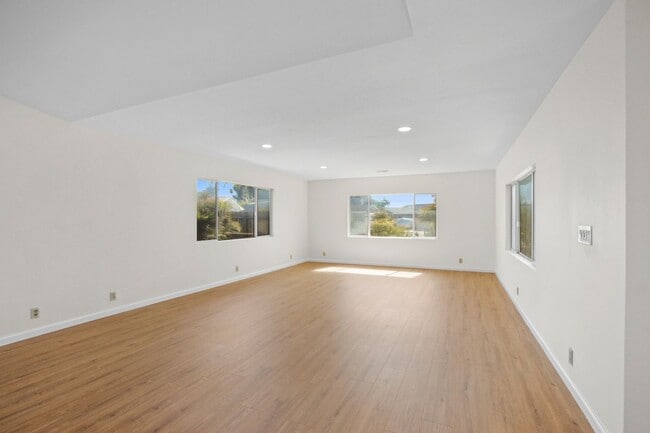 Photo - 9451 Harcourt Cir