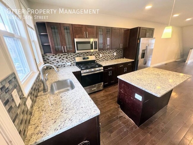 Photo - 6451 N 16th St