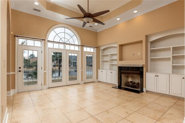 Photo - 205 Utopiate Ct