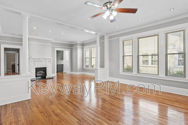 Photo - 1319 Baker Ave
