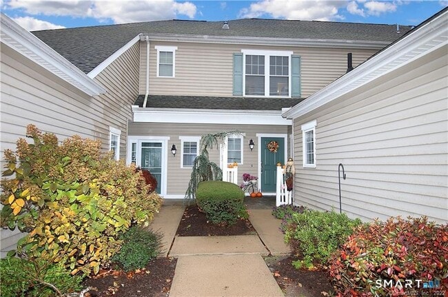 39 Ives St