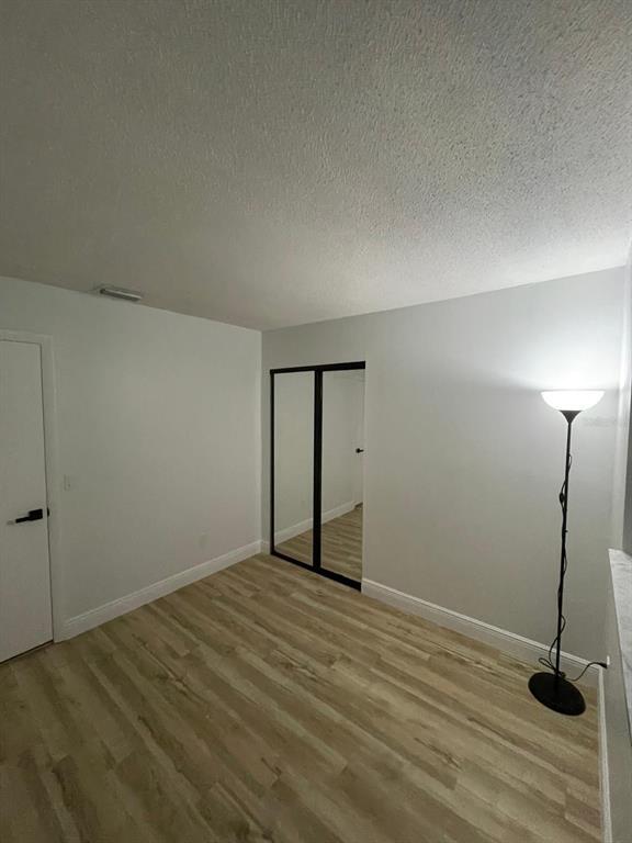 Photo - 2125 Patrick St