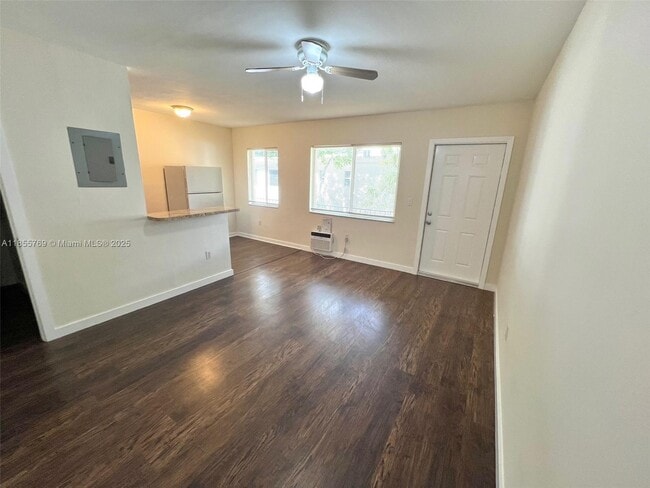 Photo - 692 NE 85th St Unidad 6