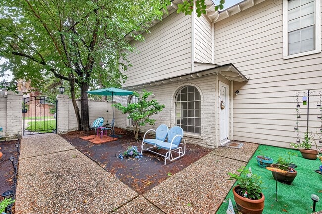 Photo - 14030 Cashel Forest Dr Unit A