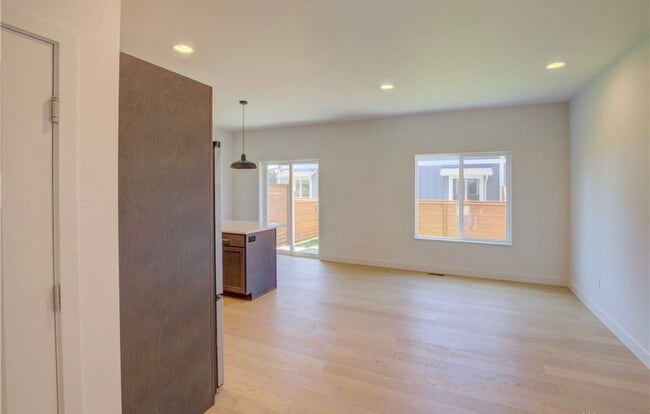 Photo - Townhouse 911