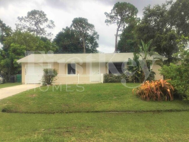 Photo - 1252 SW Goodman Ave Casa