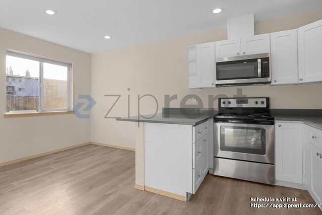 Photo - 2636 Reid Ave