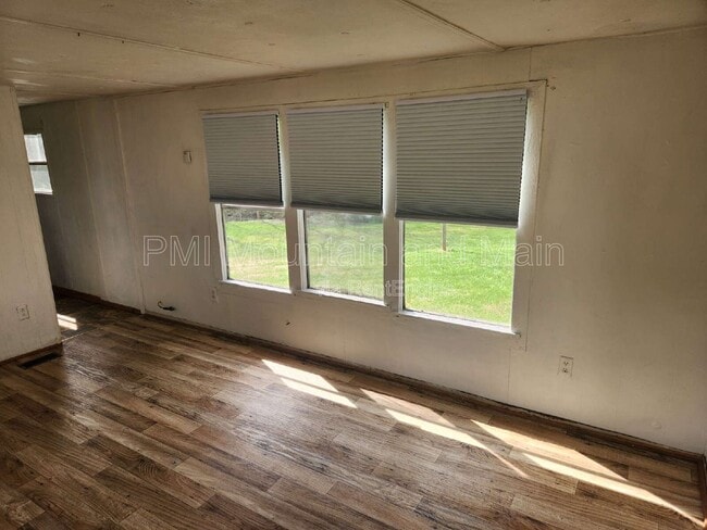 Photo - 9 Grateful Way